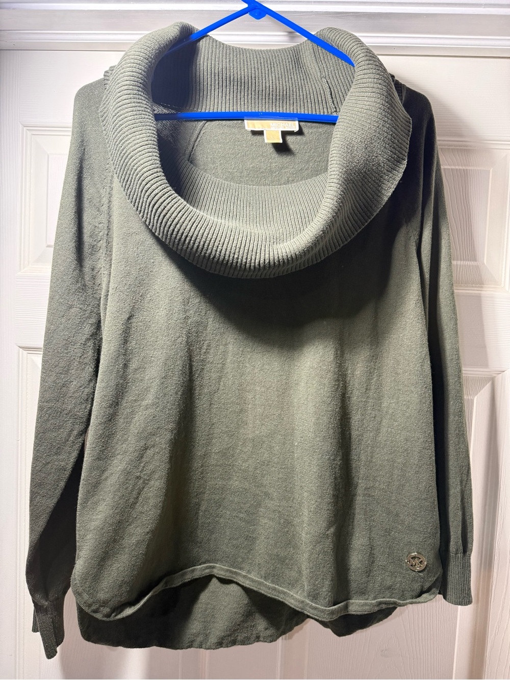 Michael Kors Olive Cowl Neck Sweater – Size L – Cozy Fall/Winter Knit